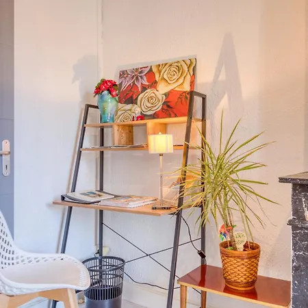 - Quartier Des Artistes *